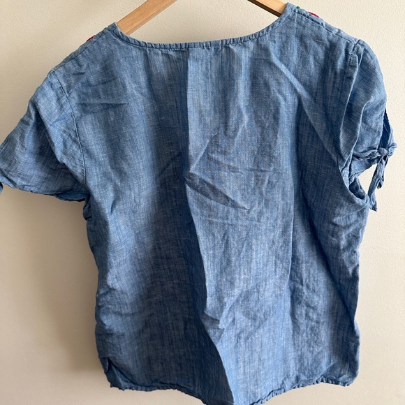 Embroidered Denim Shirt. Size Petit Large from Talbots - Picture 3 of 3